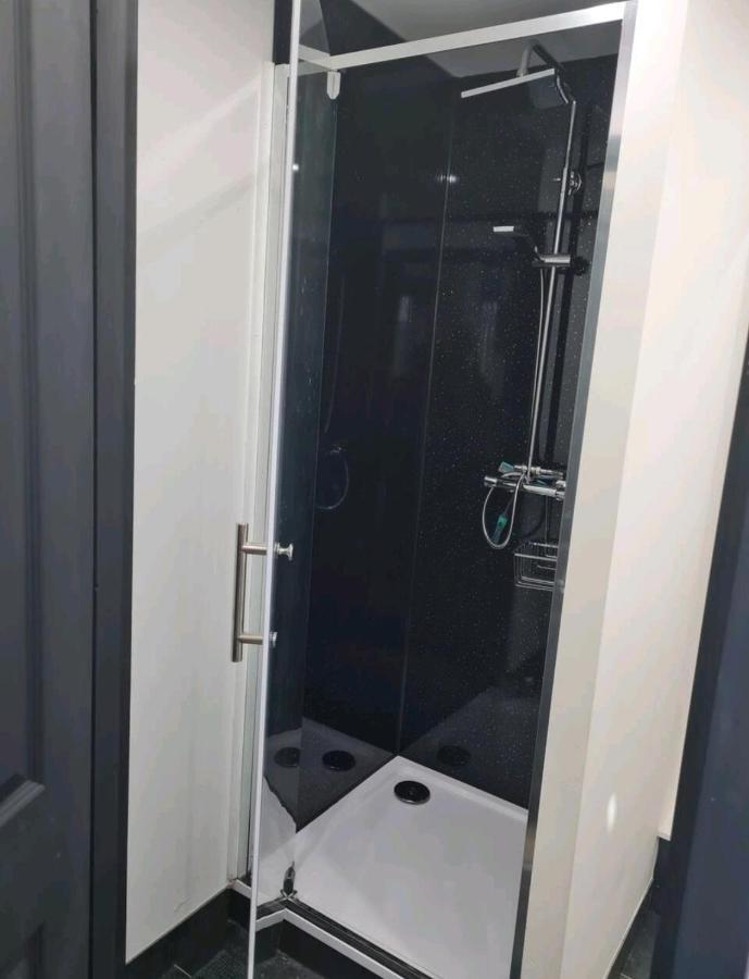 Charming 1-Bed Apartment In Peebles Exteriör bild