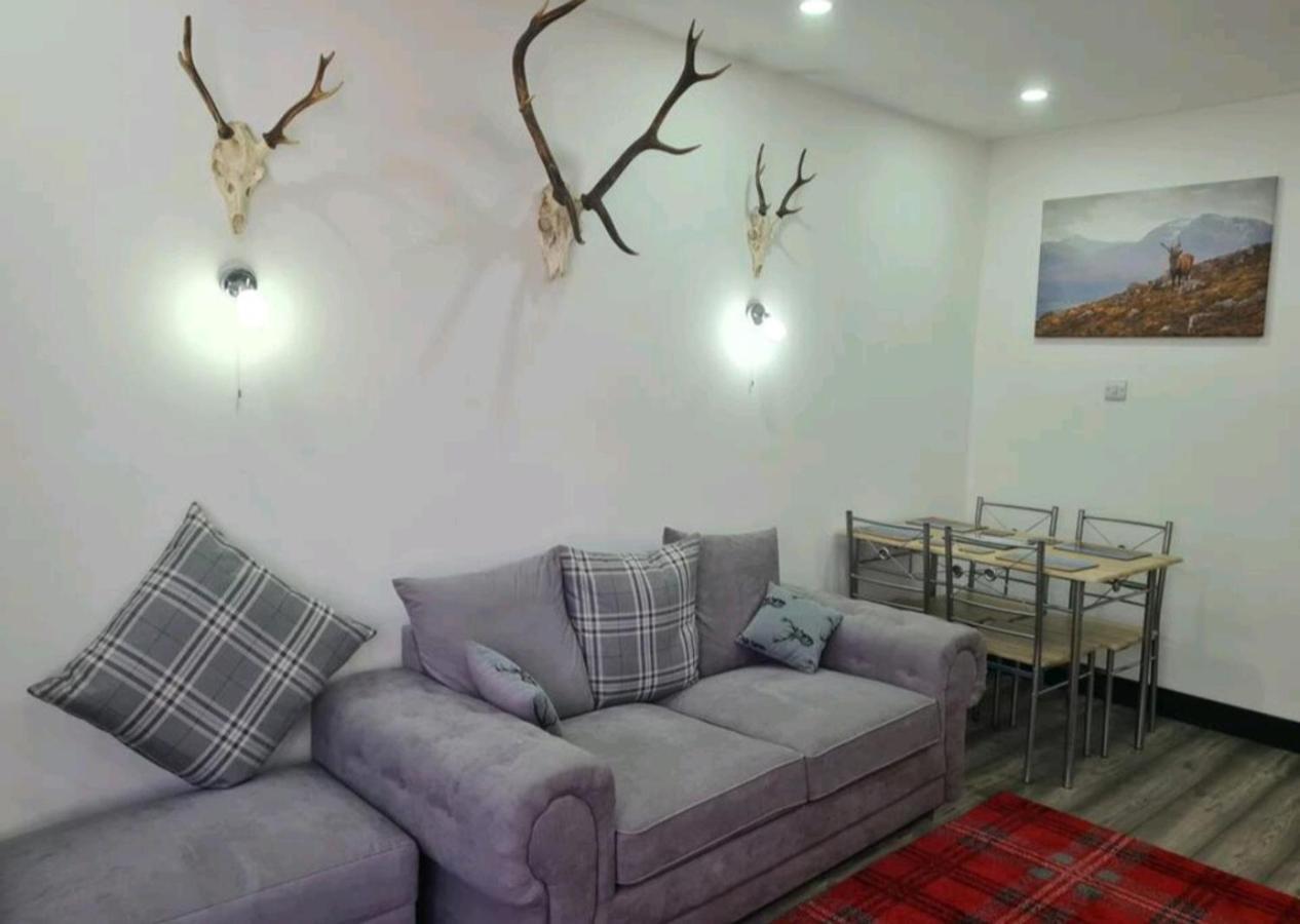 Charming 1-Bed Apartment In Peebles Exteriör bild